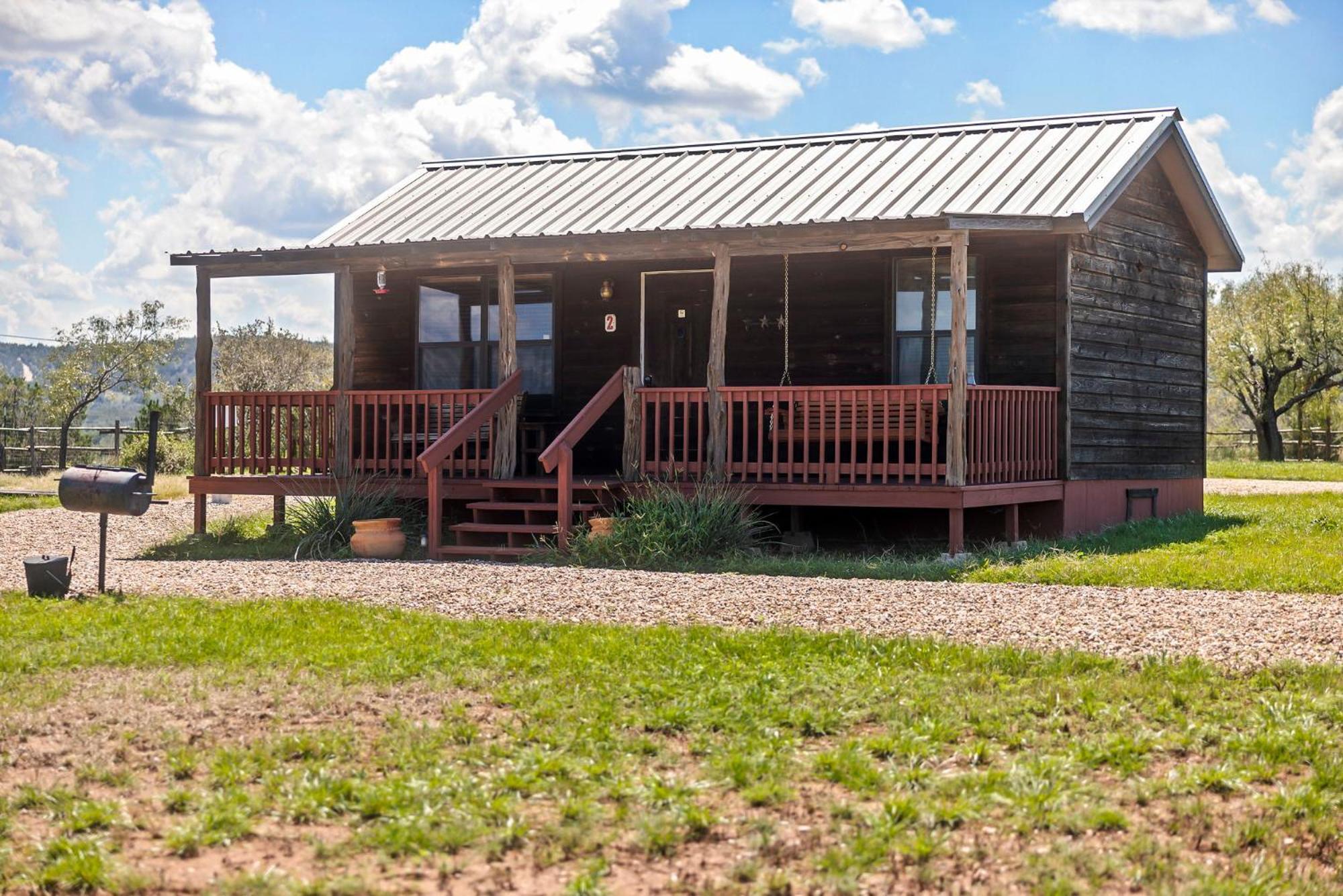 Enchanted Rockview Cabins Crabapple Екстериор снимка