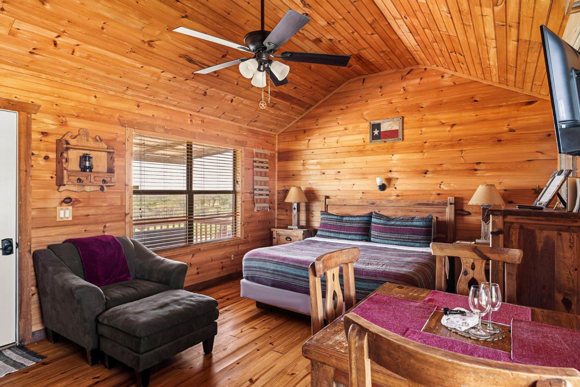 Enchanted Rockview Cabins Crabapple Екстериор снимка