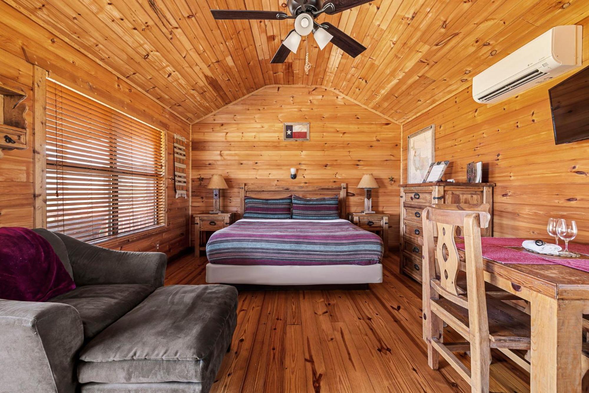 Enchanted Rockview Cabins Crabapple Стая снимка