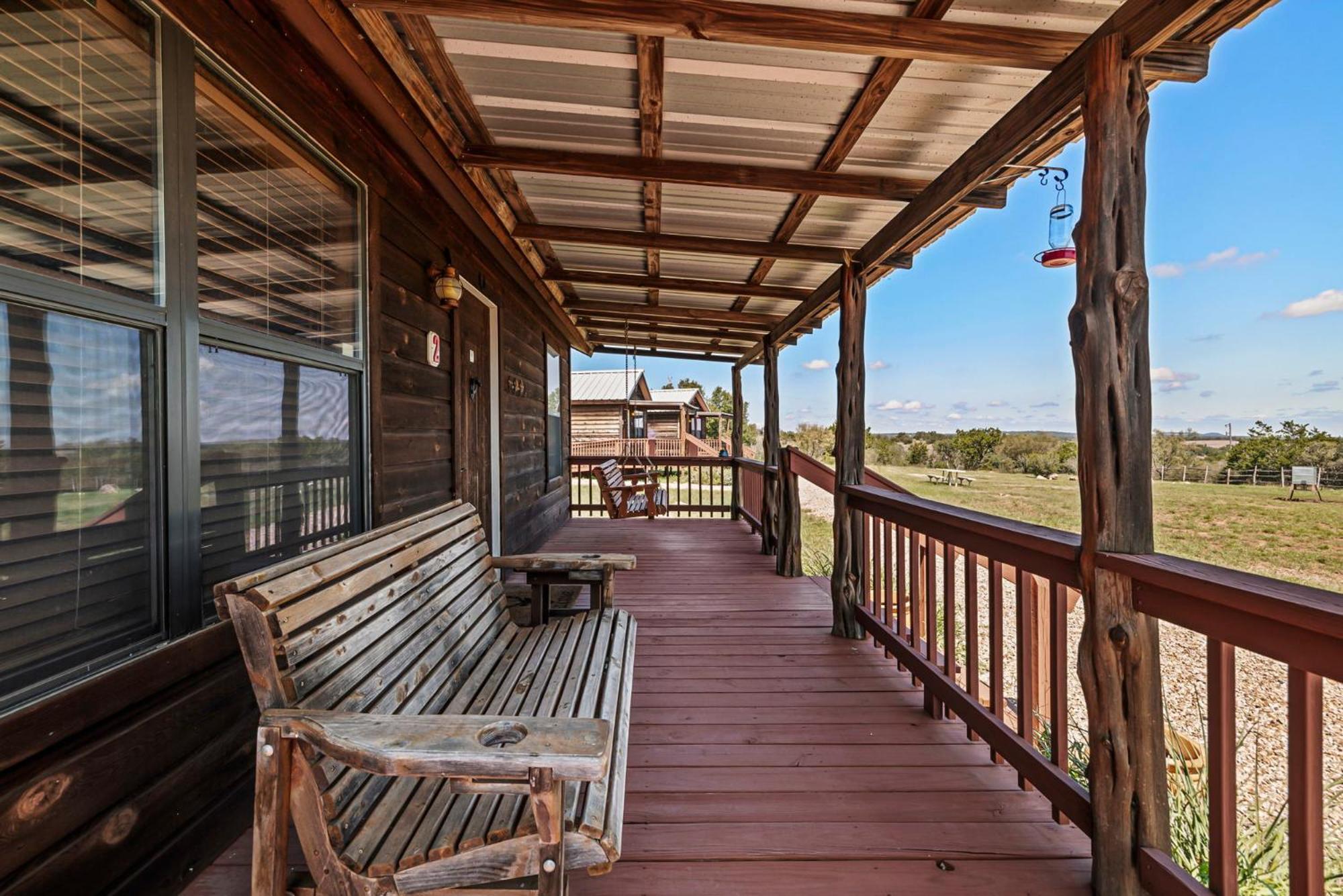 Enchanted Rockview Cabins Crabapple Стая снимка